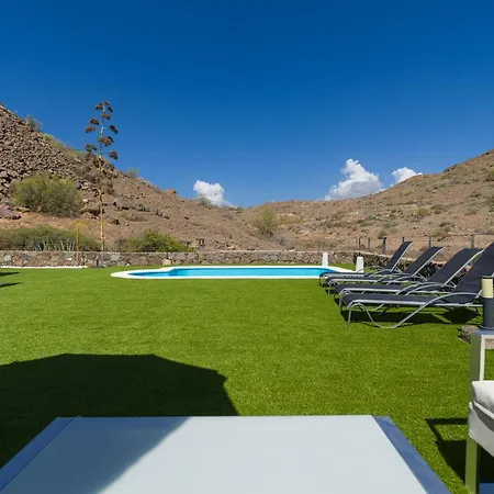 Salobre Private Pool Overlooking To The Golf Course- Pet Friendly 木屋